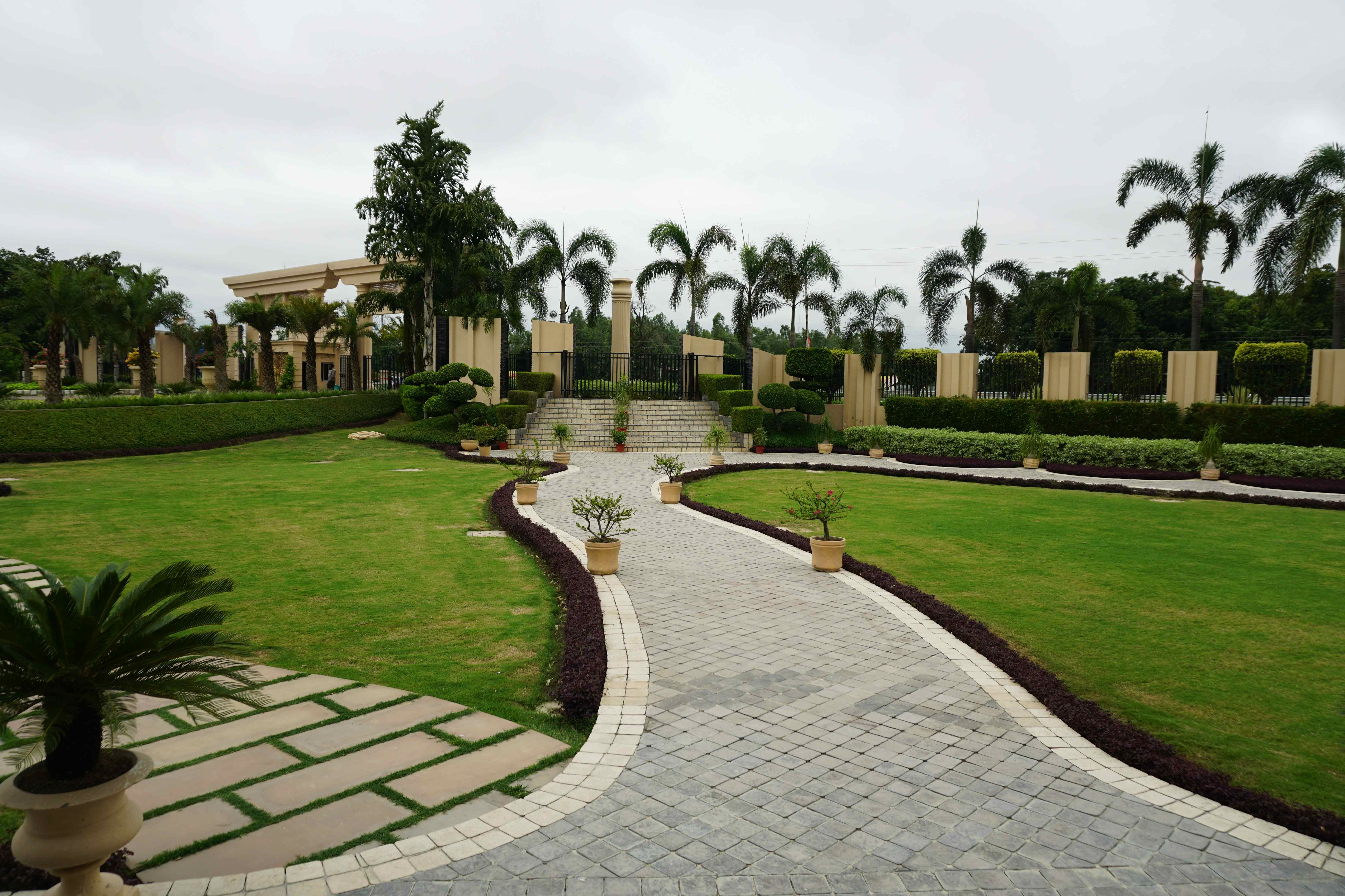 Gated community sultanpur road lucknow formal gardens Sapphire Royale